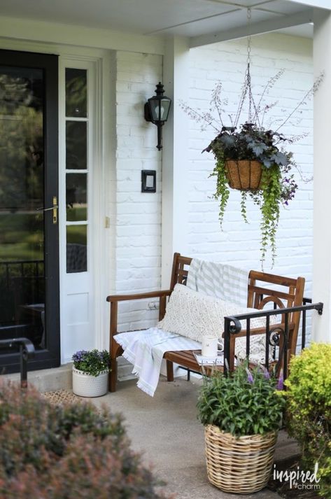 Front Porch On A Budget, Porch On A Budget, Small Front Porch Decor, Front Porch Seating, Front Porch Decorating Ideas, Small Porch Decorating, Front Porch Planters, Front Porch Decor Ideas, Best Front Doors