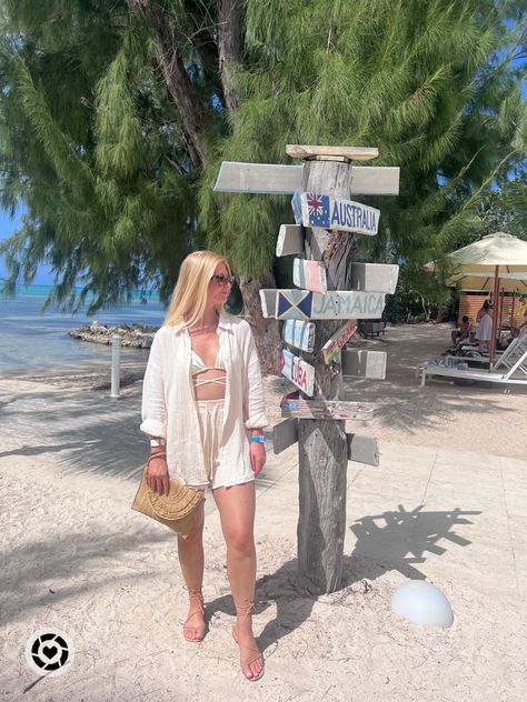 Resort wear Grand Cayman Island Outfits, Rum Point Grand Cayman, Island Outfits, Grand Cayman Island, Cayman Island, Island Outfit, Grand Cayman, Beach Look, Resort Wear