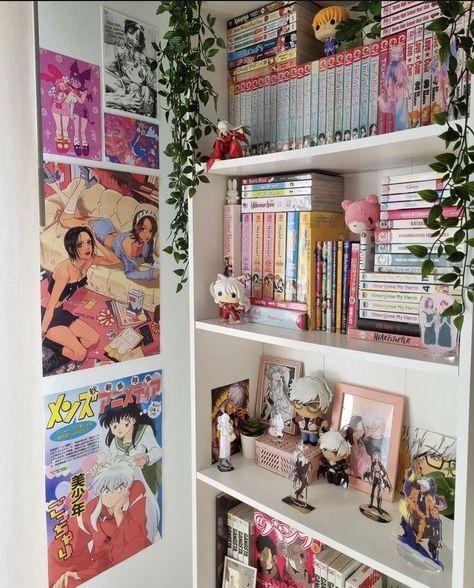 Bedroom Inspo Anime, Shelf Ideas Aesthetic, Teen Girl Room Aesthetic, Manga Room Aesthetic, Anime Bedroom Aesthetic, Manga Shelf Aesthetic, Manga Bedroom, Manga Shelf Ideas, Girl Room Aesthetic