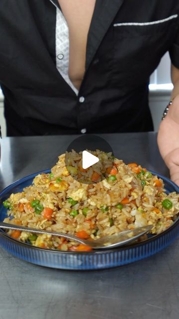 How To Make Fried Rice, Fried Rice Recipe Vegetarian, Chinese Rice Recipe, Rice And Eggs, Fried Rice Recipe Video, Veg Fried Rice Recipe, Best Fried Rice Recipe, Pork Fried Rice Recipe, Chicken Fried Rice Recipe Easy