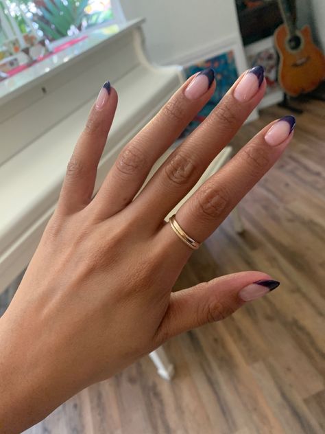 Purple And Navy Blue Nails, All Blue French Tip Nails, Almond French Tip Nails Color Winter, Dark Blue Nails Tips, Short Navy French Tip Nails, Nails Purple Tips, Navy Blue French Tips Almond, Dark Blue French Tip Nails Almond, Navy Blue French Tips Nails