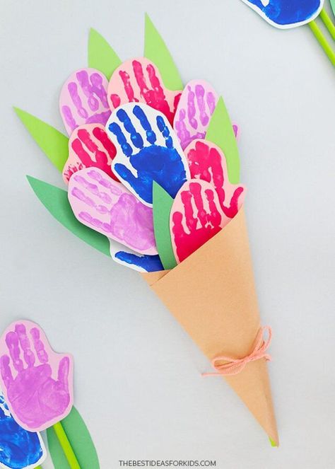 Mother Day Crafts, Mothersday Craft, Baked Gifts, Handprint Flower, Cricut Gifts, Tissue Paper Craft, Crafts Homemade, Gifts Drawing, Baby Art Projects