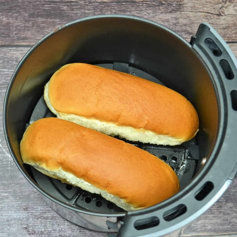 Toast Buns In Air Fryer, Toasted Buns In Air Fryer, Toasting Buns In Air Fryer, Air Fryer Buns, Toasted Hot Dog Buns, Air Fryer Hot Dogs, Fried Hot Dogs, Small Air Fryer, Jarred Salsa