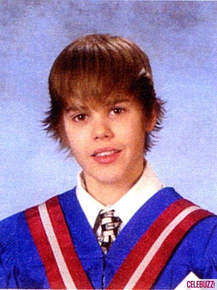 Justin Bieber 8th Grade 2008 Stratford Northwestern Elementary ... Justin Bieber Childhood, Boyfriend Justin Bieber, Young Justin Bieber, Justin Bieber Baby, Celebrity Yearbook Photos, Celebrity Yearbook, Yearbook Pictures, Yearbook Quotes, Bieber Fever