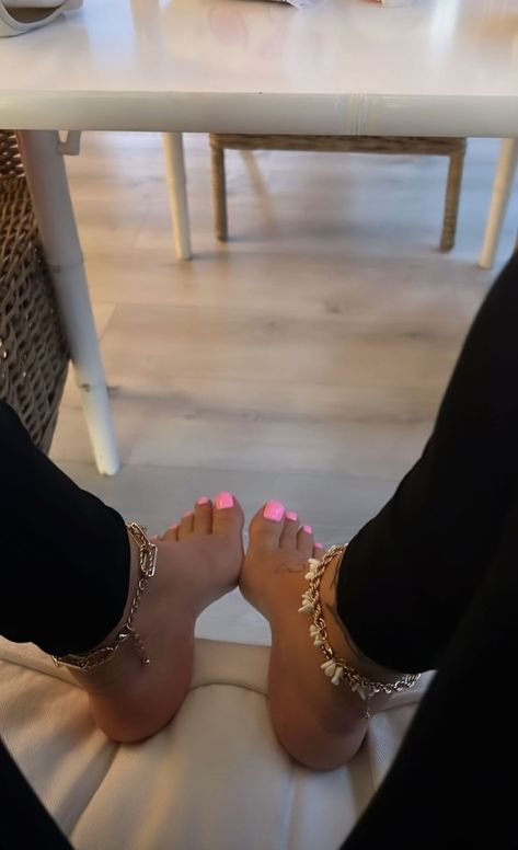 Pretty Pedicures, Blue Toes, Summer Toes, Acrylic Toe Nails, Acrylic Toes, Pink Toes, Cute Toe Nails, Summer Toe Nails, French Acrylic Nails