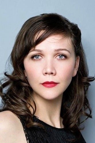 Gamine Essence, Beauty Types, Best Hollywood Movies, Dusk Summer, New Hollywood Movies, Romantic Essence, Maggie Gyllenhaal, Hollywood Movies, Calendar Girls