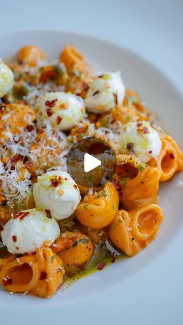 Yarin Shachagi on Instagram: "Cherry Tomato & Basil Pasta

This pasta is my go-to for a dinner that feels fancy while still being fairly easy to make. I like to add fresh herbs and a bit of basil oil to enhance the flavors. The Mozzarella pearls also lend a nice creaminess to the rich cherry tomato sauce.

Ingredients:

- 1/2 pound pasta
- 1 cup heavy cream
- 3/4 cup grated Parmesan cheese (reserve some for serving)
- 1 tablespoon tomato paste
- 4-6 garlic cloves, minced
- 1/4 cup white wine
- 1 teaspoon chili flakes (reduce if preferred less spicy)
- 2 teaspoons black pepper
- Kosher salt, to taste
- 4 tablespoons olive oil or unsalted butter
- 1 1/2 cups cherry tomatoes, halved
- 2 tablespoons fresh basil, chopped
- ⁠1 teaspoon fresh oregano (optional)

For Serving:
- 2 tablespoons fresh Tomato Mozzarella Basil, Fresh Tomato Pasta, Gourmet Pasta, Mozzarella Pearls, Tomato Pasta Recipe, Mozzarella Pasta, Cherry Tomato Recipes, Cherry Tomato Sauce, Tomato Basil Pasta