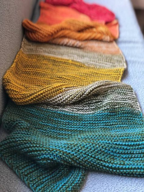 Mad Dash: 3 One-Skein Patterns for Big Yarn - Modern Daily Knitting Blanket Squares, Crochet Dreams, Big Yarn, Knitted Scarves, Herringbone Stitch, Scarf Knitting, Vogue Knitting, Knit Stitch Patterns, Crochet Stuff