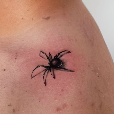 Black Spider Tattoo, Small Spider Tattoo, Tattoo On Shoulder, Small Tats, Spider Tattoo, Hand Tattoos For Guys, Black Spider, Piercing Tattoo, Tattoo Inspo