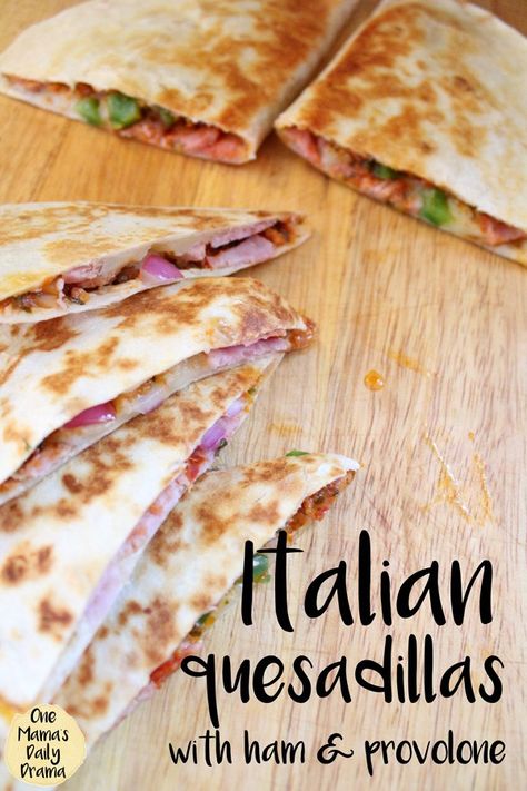 Italian Quesadillas are the perfect back-to-school recipe! Make them for an after school snack for hungry tweens and teens or a weeknight family meal. { #ad sponsored w/ @walmart & @Eckrichmeats } #EckrichFlavor #AskForEckrich Quesadilla School Lunch, Ham And Cheese Quesadilla Recipes, Cheese Casadillas, Lunchbox Quesadilla, Recipe For Teens, Healthy Afternoon Snacks, Easy Healthy Lunches, Quesadilla Recipes, Quick Easy Snacks