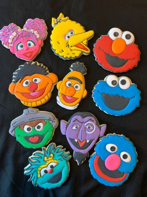 Elmo Cookies 1st Birthday, Sesame Street Birthday Cookies, Sesame Street Sugar Cookies, Elmo Decorations, Baby Shower Desserts Girl, Elmo Birthday Party Boy, Sesame Street Birthday Cakes, Elmo Cookies, Perfect Sugar Cookies