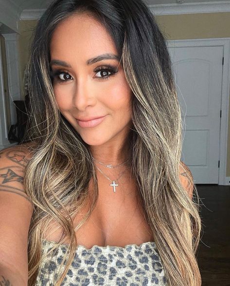 Snooki Hair, Snooki And Jionni, Snooki And Jwoww, Nicole Snooki, Balayage Brunette, Jersey Shore, Blonde Balayage, Balayage Hair, Pumpkin Patch