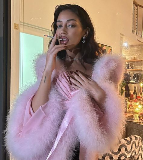 elena on Twitter: "Cindy Kimberly on her 23rd birthday… " Cindy Wolfie, Cindy Kimberly, Princess Girl, Fur Coat, A Woman, Vogue, Lost, Actresses, Celebrities