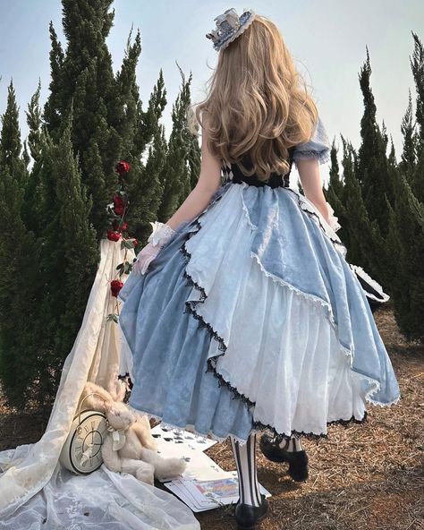 💙Alice in Wonderland Vibes Elegant Lolita dress with asymmetrical sleeves and checkerboard pattern. 👉Search 'DI-009' on devilinspired.com #devilinspired #elegantdress #eglcommunity #classicdress #aliceinwonderland #lolitacoord #lolitafashionstyle Check Pattern Design, Alice In Wonderland Outfit, Alice Costume, Alice Cosplay, Alice In Wonderland Dress, Alice In Wonderland Aesthetic, Alice In Wonderland Costume, French Outfit, Old Fashion Dresses