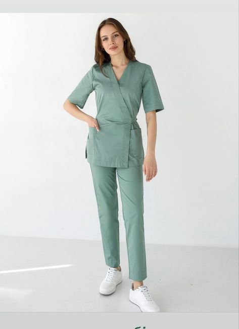 Nanny Uniform Modern, Scrub Ideas Medical, Salon Staff Uniform, Scrub Uniform Ideas, Scrubs Uniform Cute Medical, Medical Receptionist Outfit, Female Scrubs, Spa Uniform Ideas, Beauty Therapist Uniform