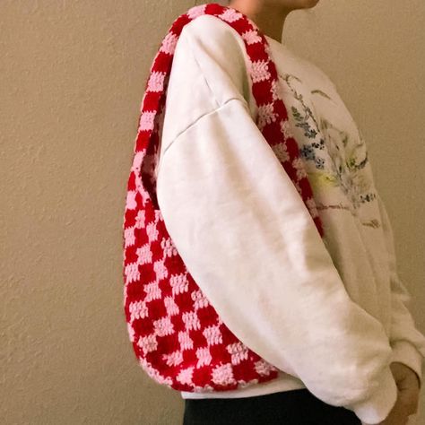 Checkered Tote Bag, Crochet Checkered, Tote Bag Crochet, Purse Crochet, Crochet Shoulder Bags, Crochet Aesthetic, Knitting Tote Bag, Red Tote Bag, Crochet Bag Pattern Free