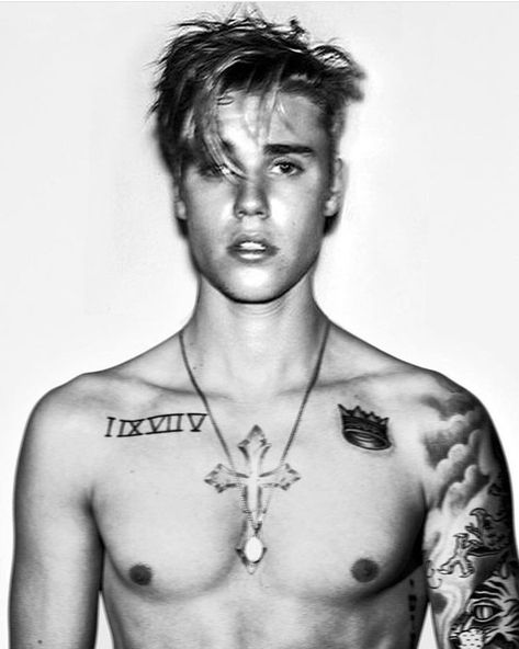 Justin Beiber Shirtless, Baby Justin Bieber, Justin Bieber 2015, Justin Bieber Photoshoot, Justin Baby, King Princess, Justin Bieber Posters, Justin Bieber Images, Princess Hat