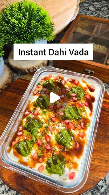 Kanak Gurnani on Instagram: "Instant Dahi Vada  Ingredients  Bread Slice 8 Raisins/Kismish 25 Buttermilk 1 Cup Curd 500 grams Sugar 2tbsp Salt to taste  Chaat masala Red chilli powder  Green Chutney  Tamarind Date Chutney  Fresh Coriander Leaves  Pomegranate Seeds  Steps ➡️ Make Buttermilk by mixing 2 tbsp Curd and 1 Cup Water with pinch of salt. ➡️Cut sides of bread and dip it in Buttermilk. Squeeze out extra liquid.  ➡️ Add some Raisins and fold it nicely to form a shape of a ball. ➡️ Mix together 500gms Curd , sugar and salt to taste.  ➡️ Add this Curd mixture along with spices , Chutney , Pomegranate Seeds and fresh Coriander Leaves.  ➡️ Refrigerate for few hours and enjoy 😋  Love ❤️ #kanak_gurnani   #dahivada #instantdahivada #snackideas #lunchideas #dinnerideas #tasty #delicious #br Bread And Dip, Tamarind Date Chutney, Dahi Vada Recipe, Date Chutney, Make Buttermilk, Dahi Vada, Chats Recipe, How To Make Buttermilk, Red Chilli Powder