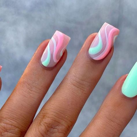 𝐇𝐚𝐧𝐧𝐚𝐡 𝐓𝐚𝐲𝐥𝐨𝐫 on Instagram: "𝐏𝐈𝐍𝐊 𝐍’ 𝐌𝐈𝐍𝐓 🌸 ___________________ Using @the_gelbottle_inc ★ BIABNU05 ★ Sealight ★ Sunshine" Wave Nails, Mint Nails, Wedding Manicure, Cute Acrylic Nail Designs, Pink Acrylic Nails, Stick On Nails, Diy Manicure, Artificial Nails, Cute Acrylic Nails