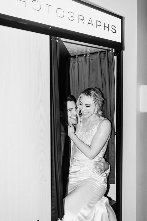 Carefree Wedding Couple in Wedding Reception Photobooth Couple In Photobooth, Wedding Reception Couple, Reception Couple, Courthouse Wedding Photos, Enchanted Garden Wedding, Runaway Bride, Wedding Painting, Wedding Photo Booth, Black White Wedding