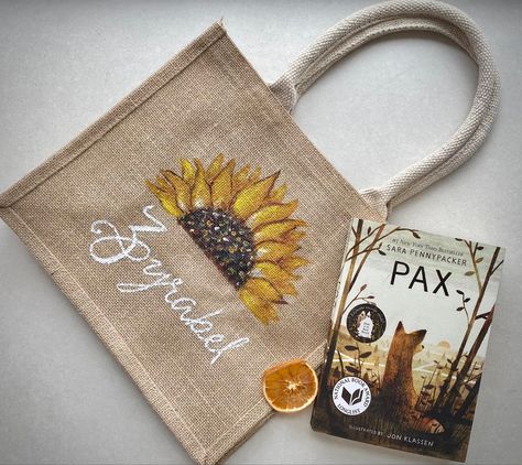 Summer eco-bag | HAND-painted Jon Klassen, Jute Bag, Eco Bag, Jute Bags, Book Awards, Sunflower, Hand Painted, Quick Saves