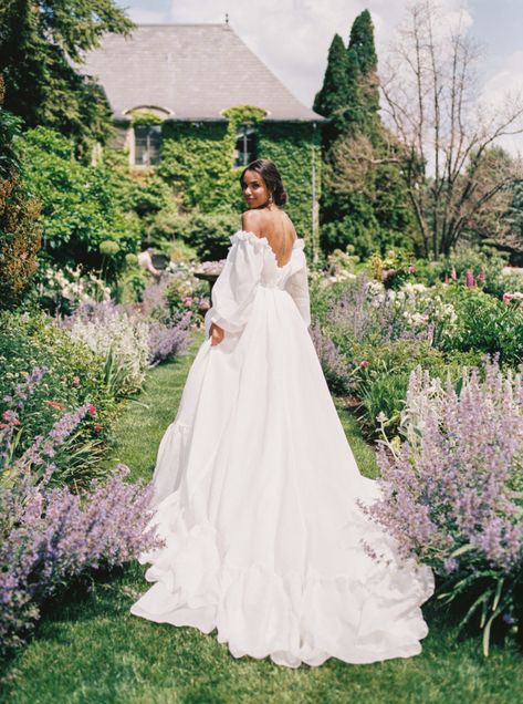 Norcal Wedding, Eclectic Garden, Garden Shoot, French Wedding Dress, Lace Dress Elegant, Modest Wedding Dresses With Sleeves, French Chateau Wedding, Bridal Wardrobe, Wedding Shooting