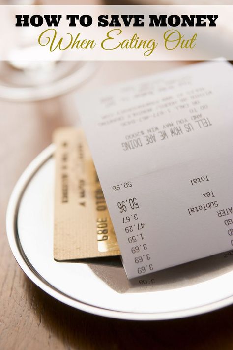 With a family of five, eating out can be a very costly experience. Know these tips and tricks to How to Save Money When Eating Out, they add up to a lot! Restaurant Bill, Savings Strategy, Family Budget, Making Life Easier, Frugal Living Tips, How To Save Money, Financial Tips, Money Matters, Money Saver