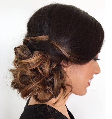 Formal Side Bun, Bun With Curls, Side Bun Hairstyles, Curled Updo, High Bun Hairstyles, Side Updo, Half Updo Hairstyles, Curly Bun Hairstyles, Side Bun