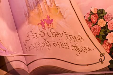 kinda fun read, but i do believe there can be "happily ever afters" when jesus is in the center of the relationship! Dont Forget To Smile, World Of Disney, Reasons To Smile, Disney Wedding, Disney Love, Just Girly Things, The Little Things, Disney Magic, Princess Diana