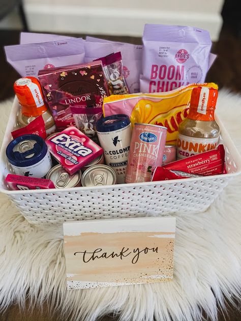 Macchiatos & Confetti : NURSES BASKET DIY Nurses Week Gift Basket Ideas, Nurses Basket, Nurse Basket, Nursing Basket, Nurse Gift Baskets, Thank You Nurse Gifts, Pink Gift Basket, Goodie Basket, Thank You Baskets