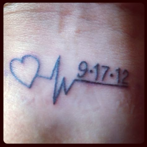 Memorial tattoo ~ My Dad's last heartbeat and date he passed. Tattoos For Dad Memorial, Heartbeat Tattoo, Remembrance Tattoos, Date Tattoos, Inspiration Tattoos, Tattoos Skull, Dad Tattoos, Memorial Tattoo, Memorial Tattoos