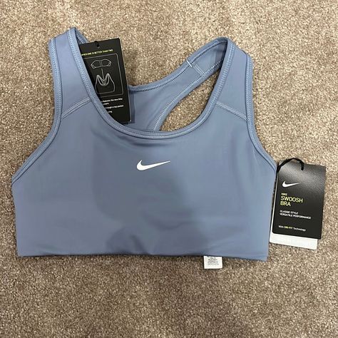 Nike Women Clothes, Nike Running Clothes, Cute Sports Bras, Cute Athletic Outfits, Clothes Sport, Nike Clothes, Bra Outfit, Cute Sports Bra, Sport Clothes