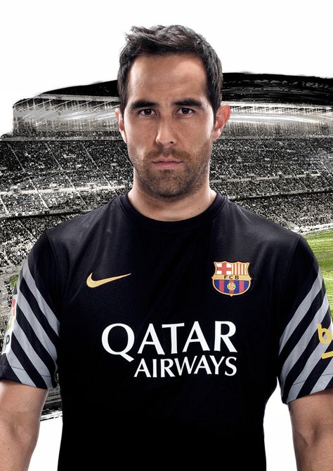 #claudio #bravo #claudiobravo #fcbarcelona #barca Desktop Wallpapers Hd, Claudio Bravo, Sports Wallpapers, Hd Pictures, Home Sport, Hd Picture, Hd Backgrounds, Desktop Wallpapers, Wallpapers Hd