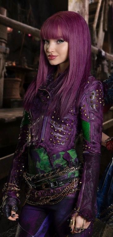 Mal Costume, Dove Cameron Descendants, Disney Descendants Mal, Descendants Wicked World, Mal Descendants, Descendants Costumes, Descendants Characters, Disney Descendants Movie, Descendants Party