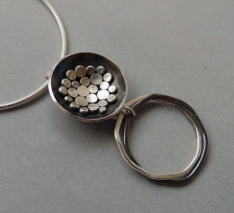 Necklaces Ideas, Metal Smithing, Camping Style, Bowl Pendant, Metalwork Jewelry, Silver Bowl, Artisan Necklace, Clay Jewellery, Sparkly Things