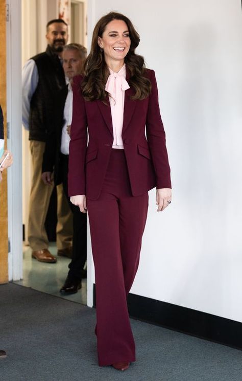 The Prince And Princess Of Wales Visit Boston - Day 2 Business Professional Outfits Pink, Maroon Suit Women, Maroon Suit For Women, Pink And Maroon Outfit, Formal Day Outfit, Woman Suit Outfit, Modest Formal Outfits, Royal Fashion Classy, Formal Women Outfit