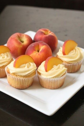 Peaches Cream Cheese, Peach Cupcakes, Peach Cream, Peach Recipe, S'mores, Peaches Cream, Dessert Cupcakes, Yummy Cupcakes, Yummy Sweets