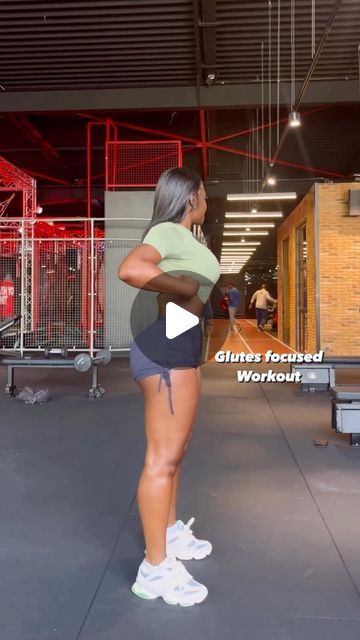 @yababeth on Instagram: "Want to build your glutes?🍑👇🏿 Here’s your essential guide to training your glute max! SAVE this for tomorrow so you can refer back to!📌 Make sure to save this for future reference. Your glute max can be divided into upper and lower portions, and specific exercises target each area differently. To ensure comprehensive glute development, your workouts should cover both segments. I can create a separate post on glute medius/minimus, which are also crucial for achieving your desired shape. ➡️ ”Upper “- Focuses on working the muscle in its contracted position, with the most resistance at the top. Exercises include hip thrusts, glute bridges, kickbacks, back extensions, and reverse hypers. ➡️ “Lower “- Emphasizes working the muscle in its stretched position, with the Dumbbell Glute Bridge, Glute Minimus Workout, Bottom Exercises, Glute Medius Exercises, Upper Glute Workout, Glute Building Exercises, Build Your Glutes, Glute Activation Exercises, Glute Medius