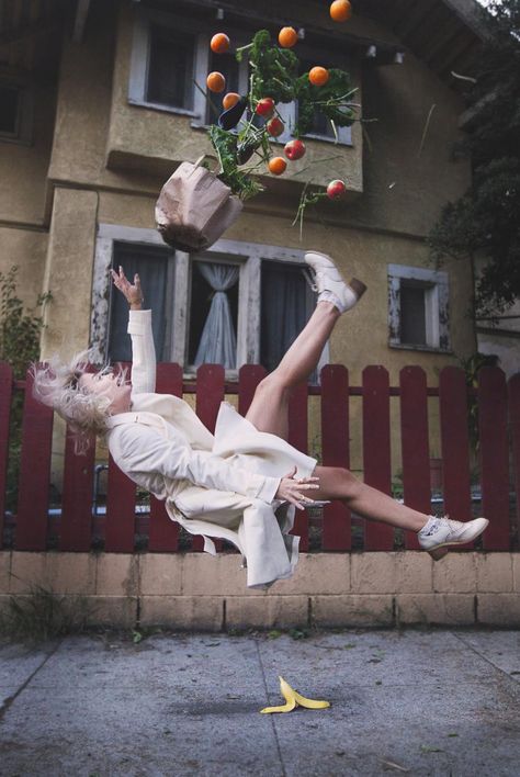 Movement Photography, Levitation Photography, Photography Jobs, Defying Gravity, Conceptual Photography, Photography Subjects, Online Photography, Foto Art, Photo Projects