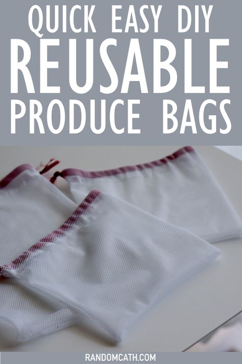 These simple DIY produce bags are a great way to start reducing your plastic. A quick 15 minute zero waste sewing project, you'll be proud of the project you made. Also great as gifts! Fat Quarter Projects, Reusable Produce Bags, Beginner Sewing Projects Easy, Sew Ins, Produce Bags, Leftover Fabric, Beginner Sewing, Sewing Projects For Beginners, Easy Sewing Projects