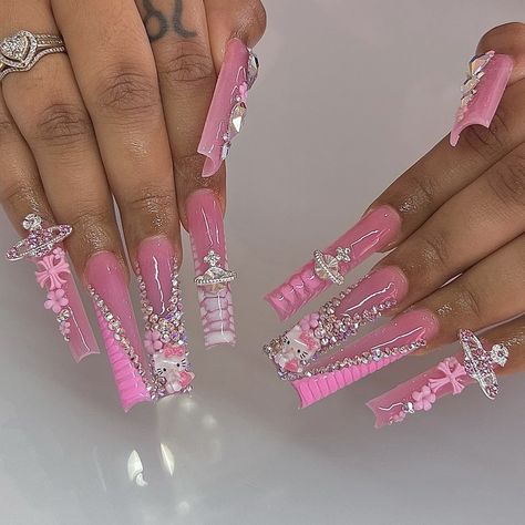 ig: _grabbersbydrea Extra Baddie Nails Long, Junk Nails, Hard Nails, French Tip Acrylic Nails, Long Acrylic, Long Square Acrylic Nails, Unique Acrylic Nails, Pink Acrylic, Pink Acrylic Nails