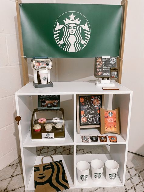 School Pretend Play Ideas, Starbucks Pretend Play, Pretend Play Cafe Coffee Shop, Dramatic Play Coffee Shop Ideas, Starbucks Play Center, Coffee Shop Pretend Play, Cafe Play Area, Starbucks Dramatic Play Coffee Shop, Cardboard Coffee Shop