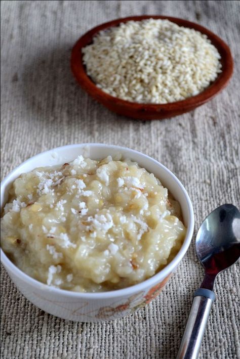 Sticky Rice Pudding Recipe, Sticky Rice Pudding, Rice Pudding Recipe, Sticky Rice, Rice Pudding, Grated Coconut, Easy Dishes, Pressure Cooking, Rice Recipes