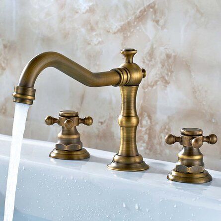 Antique Bronze Bathroom, Brass Bathroom Fixtures, Antique Brass Faucet, Brass Bathroom Faucets, Bronze Bathroom, Bathroom Sink Taps, Brass Bathroom, Brass Faucet, Widespread Bathroom Faucet