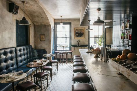 Seaworthy in New Orleans: An 1832 Cottage Turned Oyster Bar, Nautical Edition Best Lobster Roll, Creole Cottage, Best Oysters, Warehouse District, Oyster Bar, Ace Hotel, Private Dining Room, Private Dining, Modern Dining Room