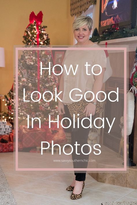 Tips for looking your best in those family holiday photos. Learn how to dress, sit and stand, and pose for photos so that you look your best, whether photos are posed or candid. #fashionover40 #phototips Christmas Day Outfit Women Casual, Christmas Photo Outfits Women, How To Stand In Pictures, Christmas Casual Outfits Women, Casual Holiday Party Outfit Christmas, Holiday Outfits Over 50, Christmas Outfit Ideas For Women Casual, Christmas Day Outfit Casual, Holiday Looks For Women