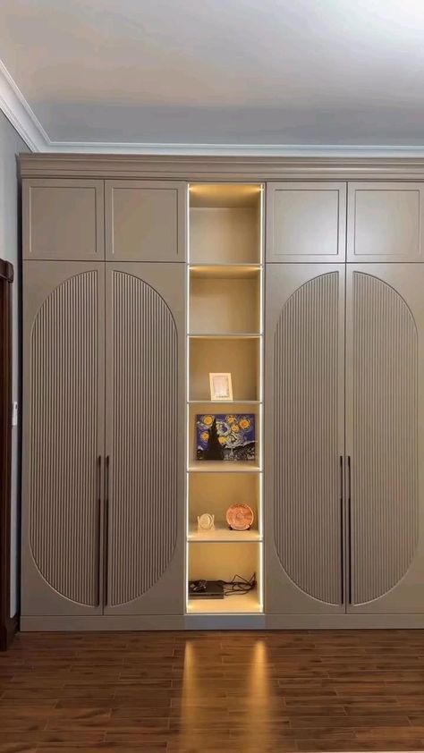 Almirah Decoration Ideas Diy, Cupboard Laminate Design, Wall Almirah Design For Bedroom, Bedroom Wardrobe Laminate Designs, Cupboard Ideas Bedroom Modern Design, Bedroom Almirah Design, Almirah Designs Wardrobes, Almirah Designs Bedrooms, Almirah Designs For Bedroom