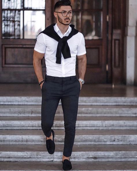 Loafers Men Outfit, Italian Mens Fashion, Men's Business Outfits, Mens Summer Outfits, White Short Sleeve Shirt, Mens Casual Outfits Summer, Men With Street Style, Black Chinos, Mens Fashion Casual Outfits