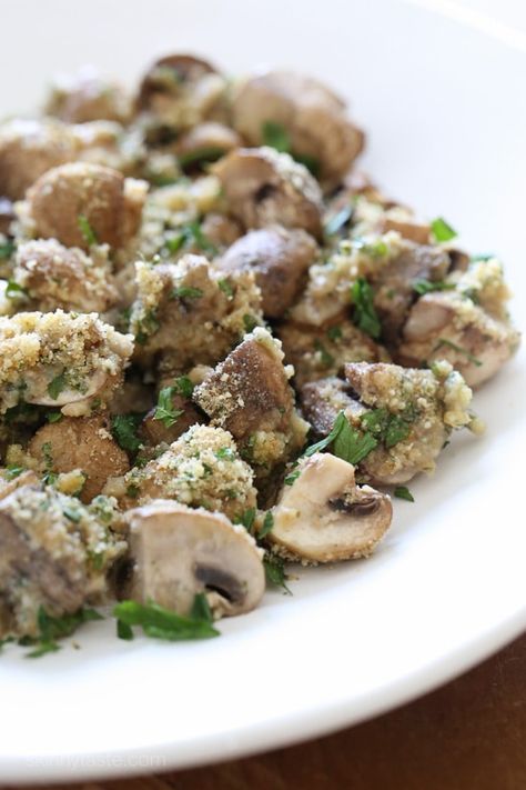 Dina's Tossed Mushrooms - Skinnytaste Family Dishes, Veggie Tales, Skinnytaste Recipes, Eat Seasonal, Christmas Event, Skinny Taste Recipes, Parmigiano Reggiano, Yummy Eats, Vegetable Sides