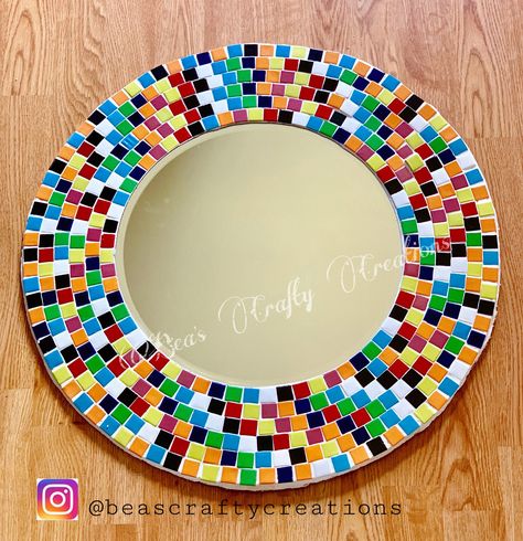 Round Mirror Frame Ideas, Diy Round Mirror Frame Ideas, Round Mirror Ideas, Diy Round Mirror, Mirror Frame Ideas, Diy Mosaic Tiles, Mosaic Tiles Diy, Round Mirror Frame, African Women Painting